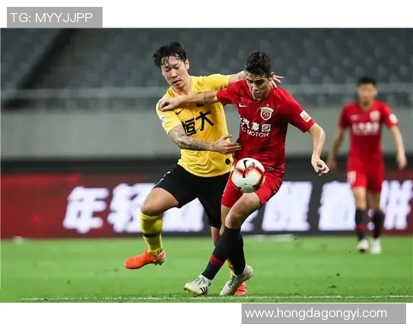 全北现代与上海上港对决分析战术布局与球员表现探讨 全北现代与上海上港对决分析战术布局与球员表现探讨