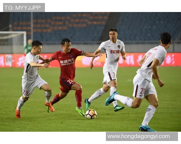 建业主场迎战重庆斯威全力争胜期待精彩对决展现球队实力与斗志 建业主场迎战重庆斯威全力争胜期待精彩对决展现球队实力与斗志