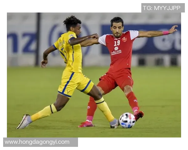 柏斯波利斯与棉农的激烈对决揭示伊朗足球的魅力与竞争力