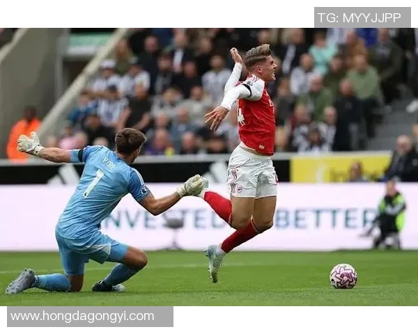 裁判承认失误致阿森纳进球无效赛后公开道歉引发热议