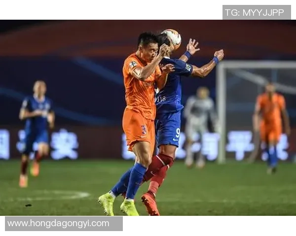 鲁能泰山与上海绿地的激烈对决展现中超联赛的精彩与魅力